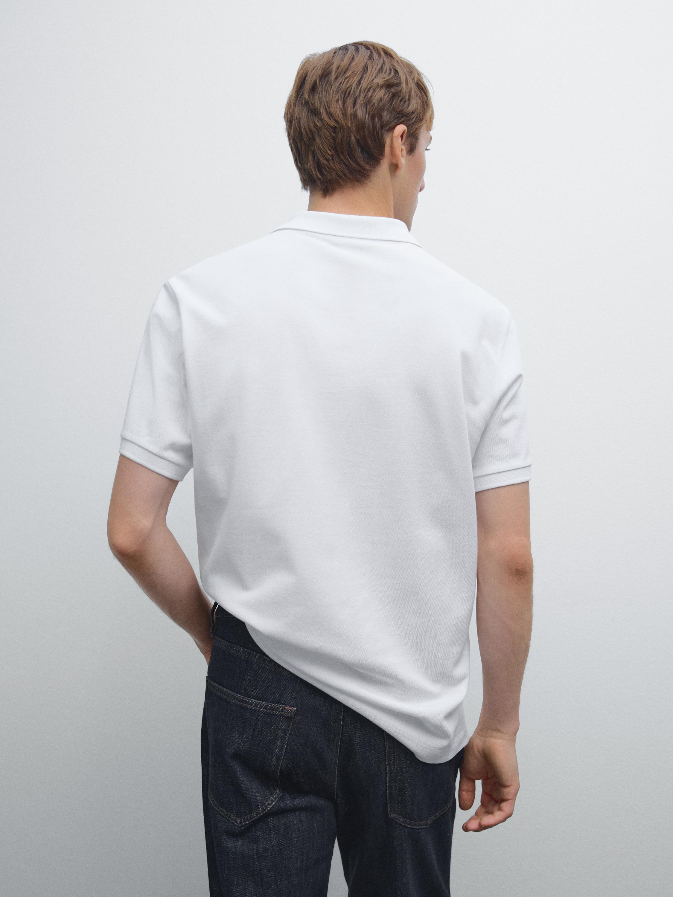 Camisa Polo com Microestrutura em Piquê