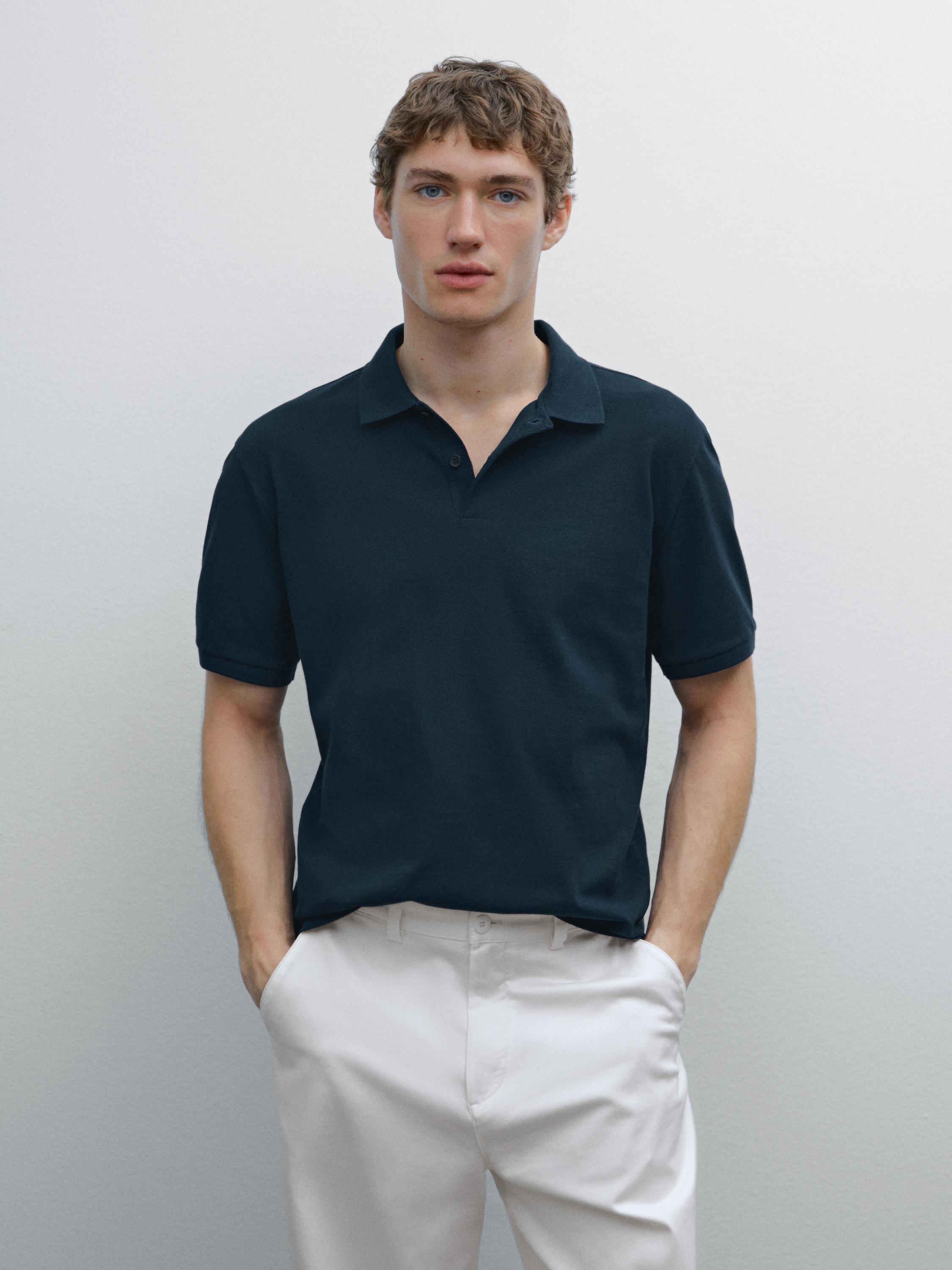 Camisa Polo com Microestrutura em Piquê