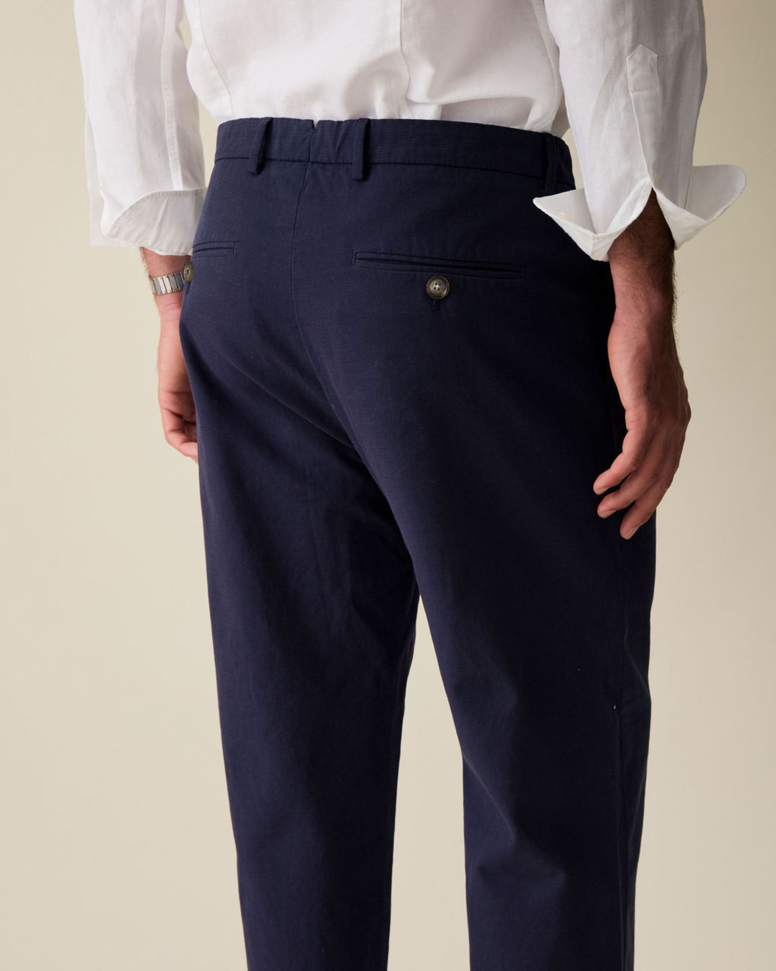 Calça Reta em Linho - Azul Marinho