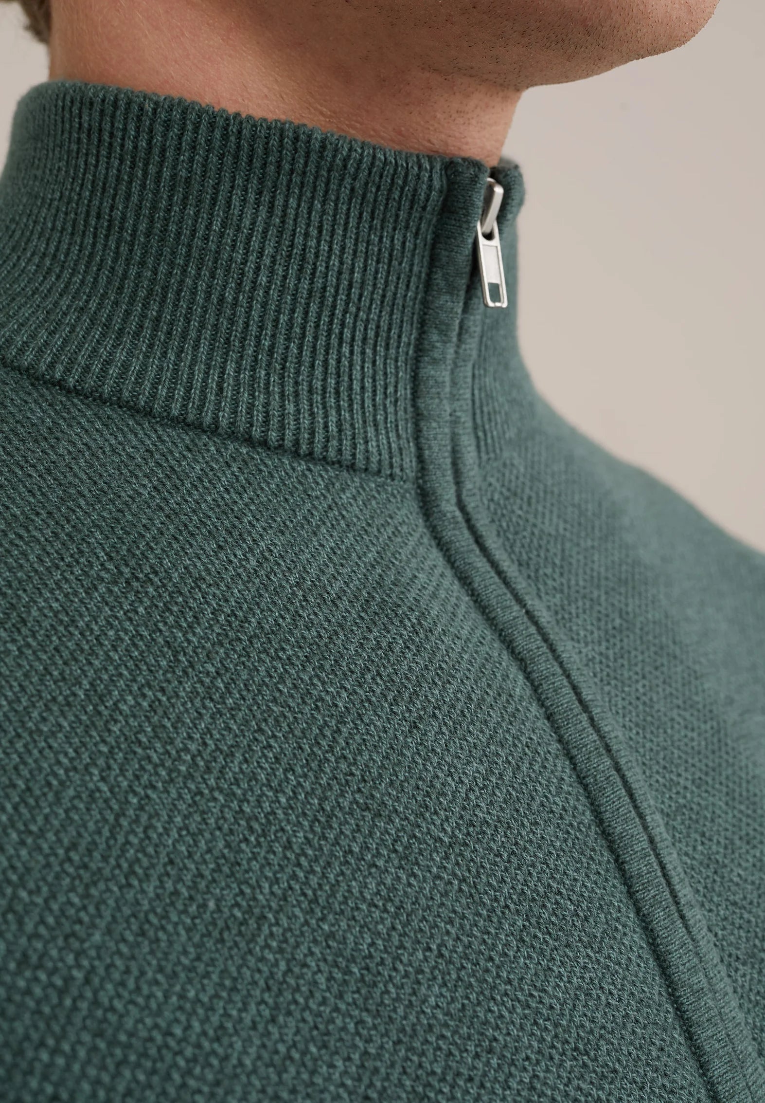 Suéter Masculino em Algodão com Gola Troyer e Zíper - Verde