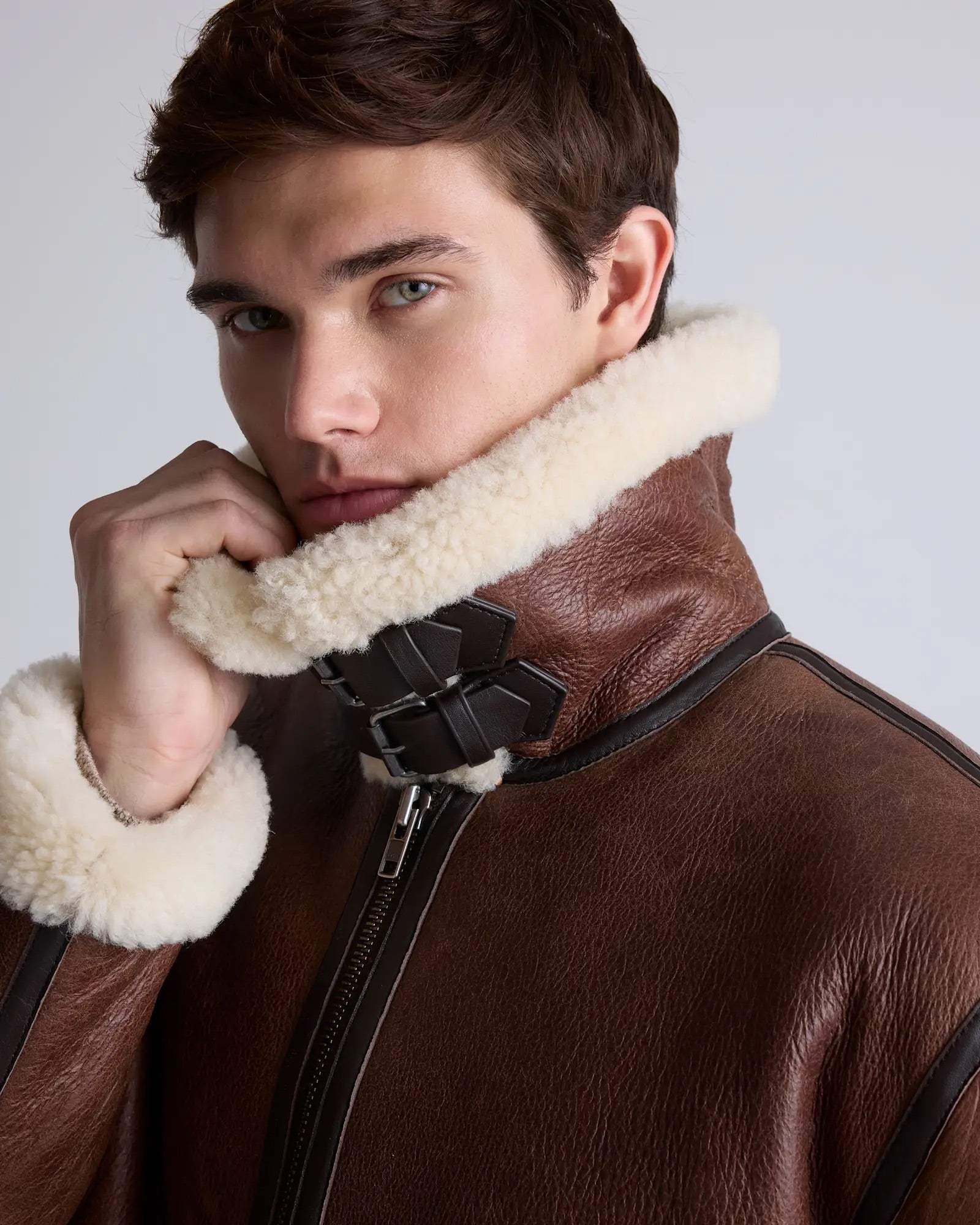 Jaqueta Bomber Masculina em Shearling 100% Natural - Marrom