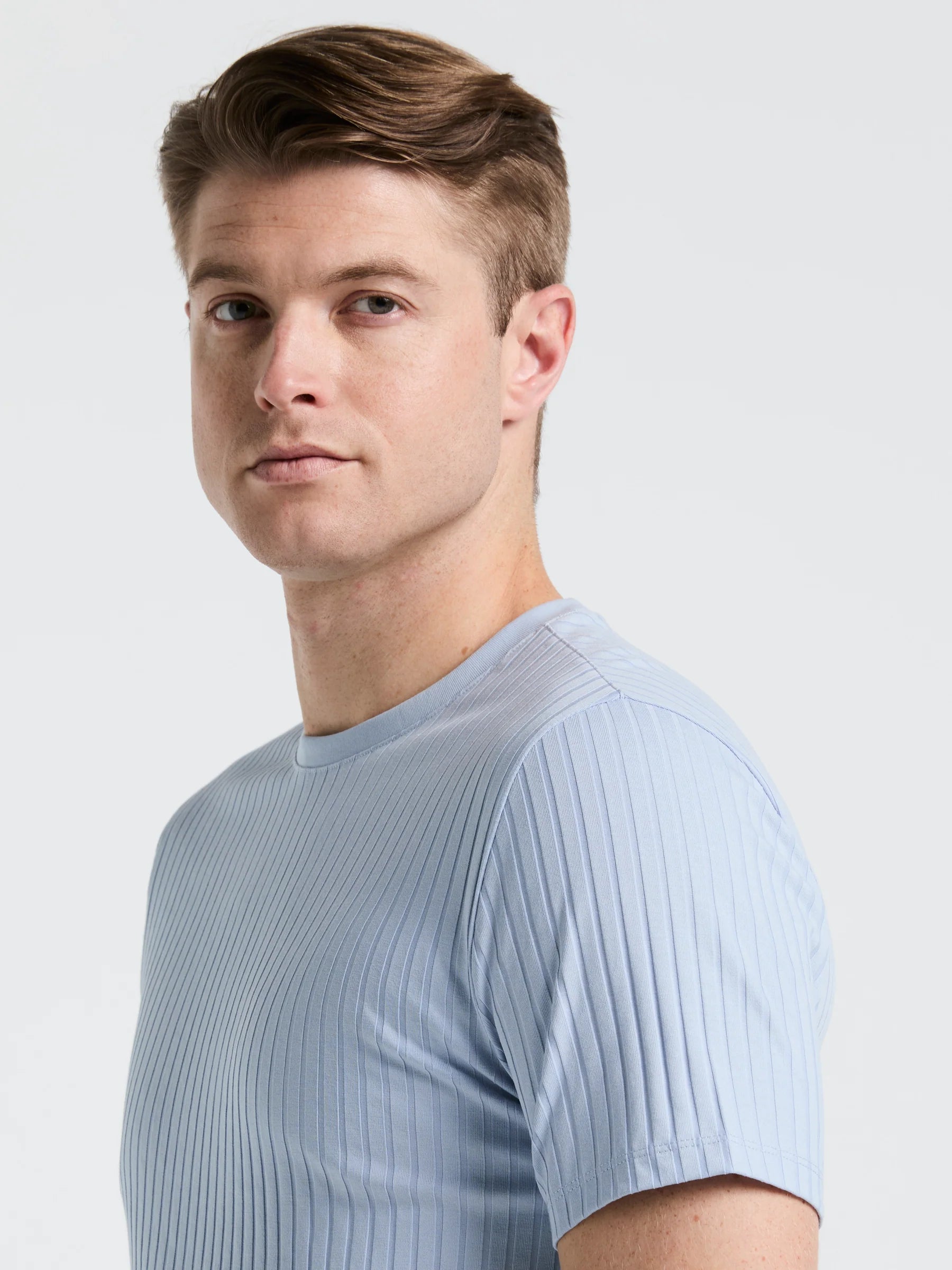 Camiseta Canelada de Gola Redonda Blend - Azul claro