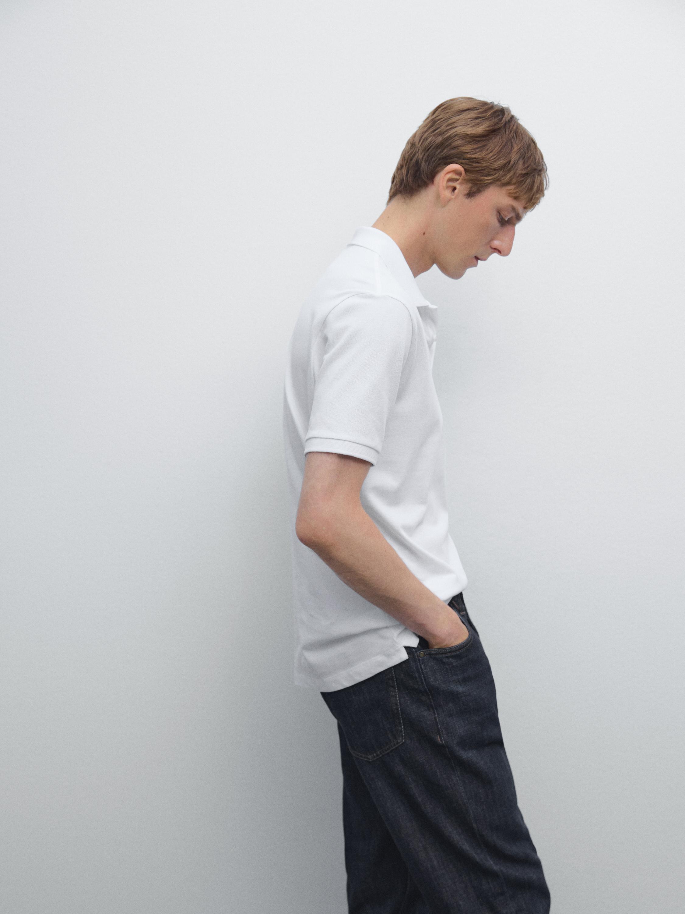 Camisa Polo com Microestrutura em Piquê