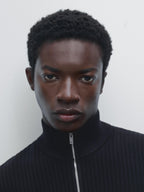 Suéter de Malha com Gola Mock - Preto