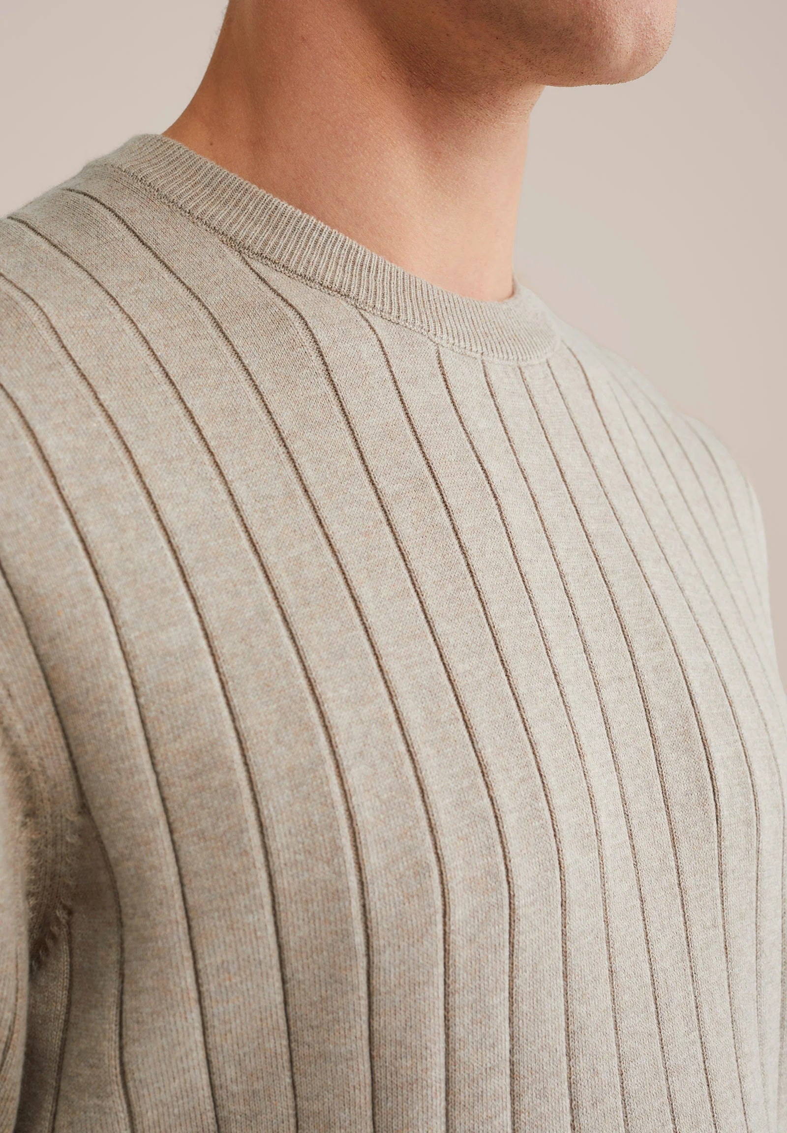 Camiseta Listrada em Algodão Texturizado - Bege