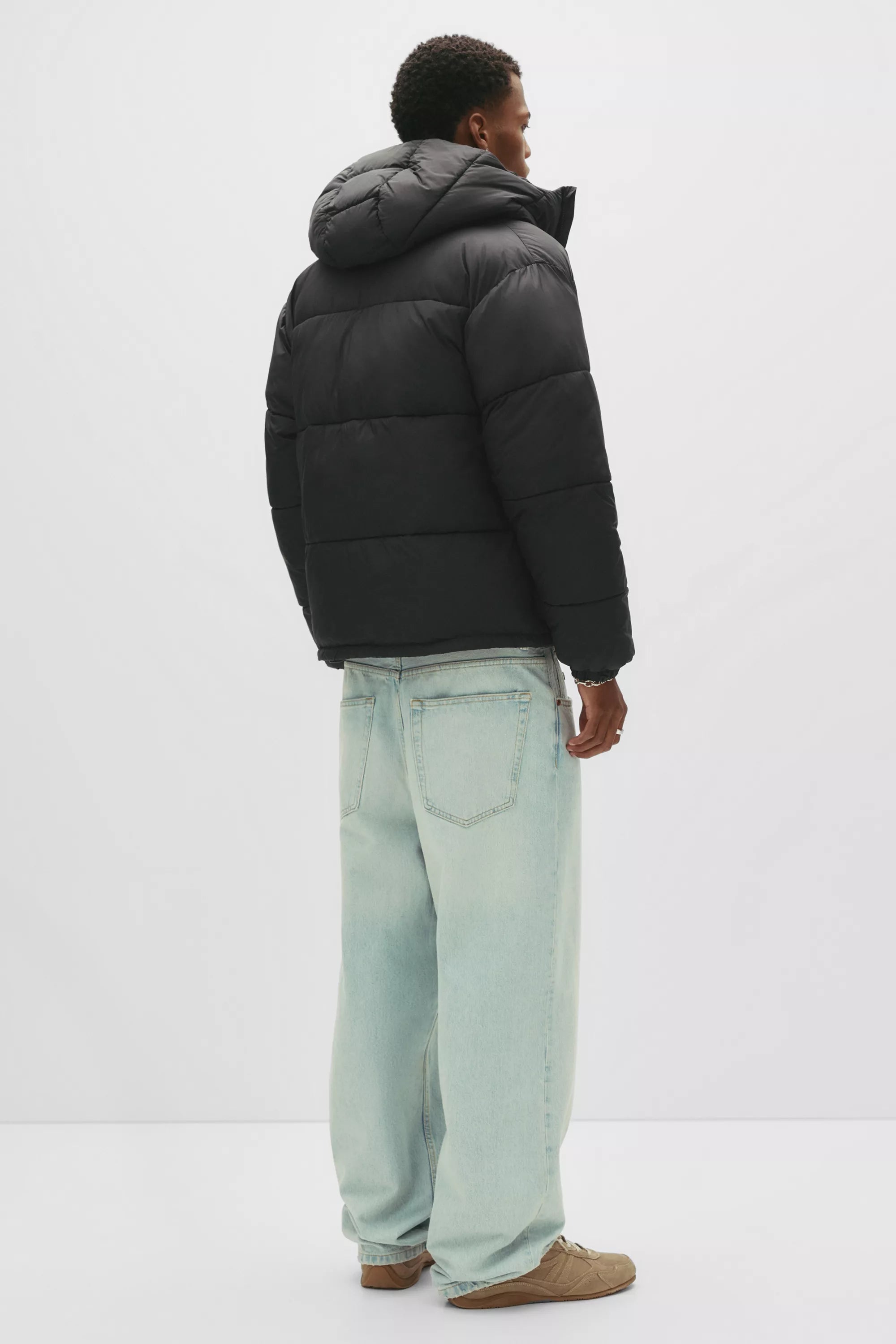 Jaqueta Puffer Blend com Capuz - Preto