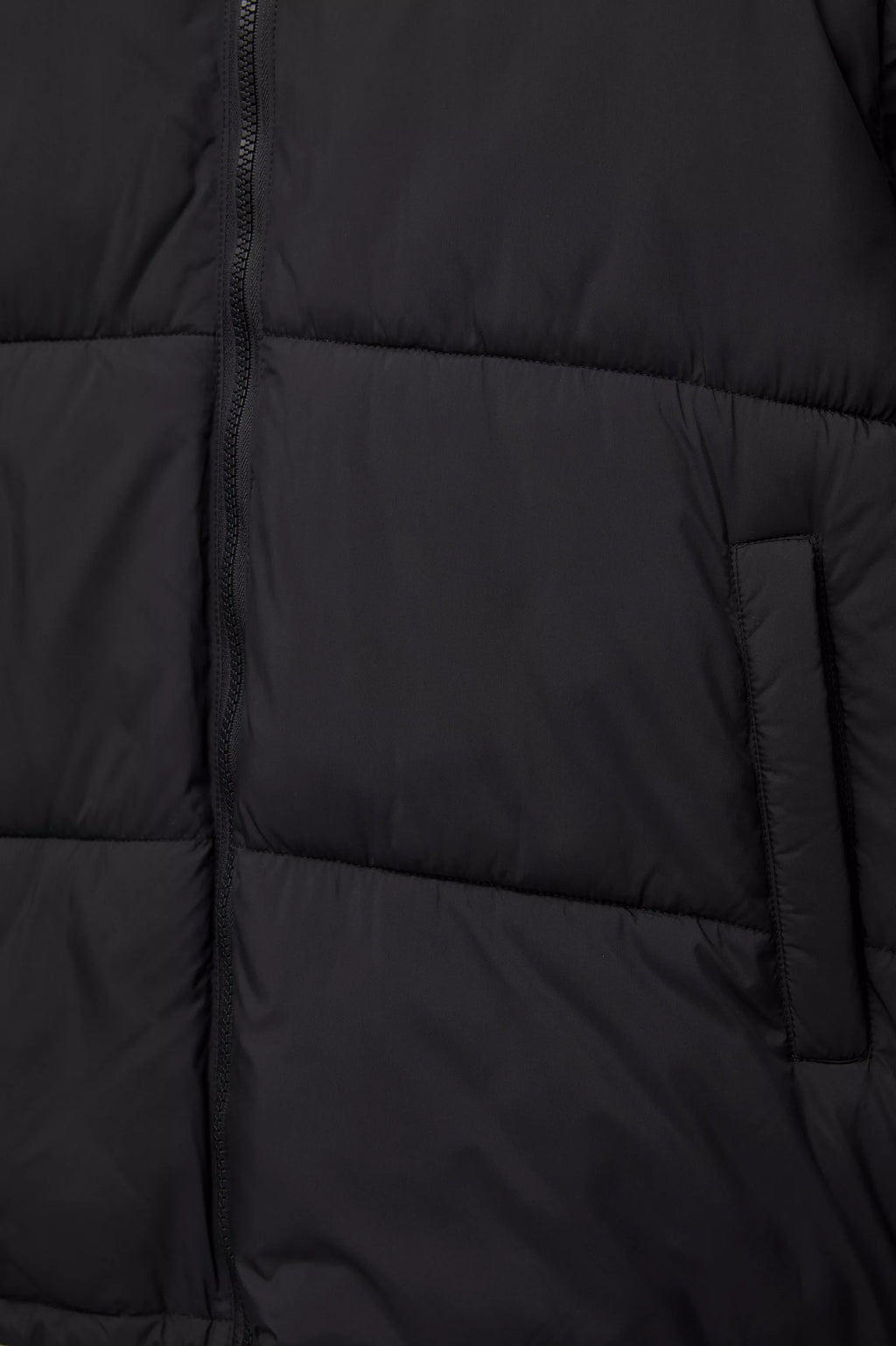 Jaqueta Puffer Blend com Capuz - Preto