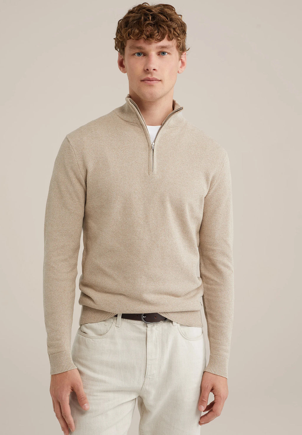 Suéter Masculino em Algodão com Gola Troyer e Zíper - Bege