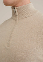 Suéter Masculino em Algodão com Gola Troyer e Zíper - Bege