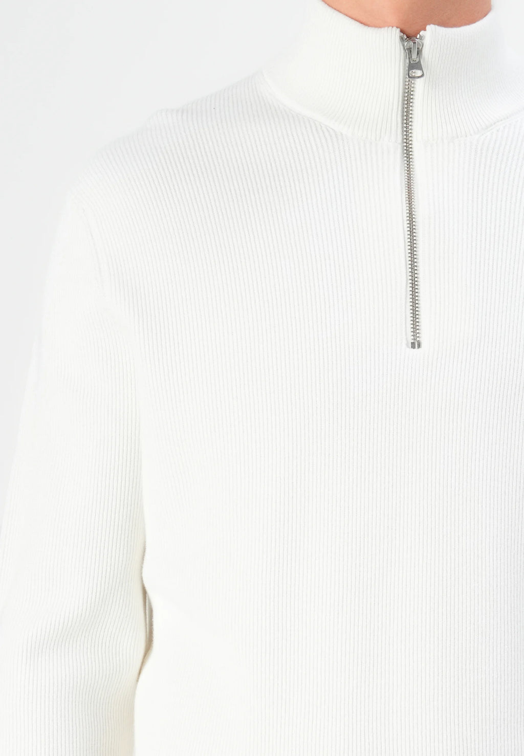 Suéter Comfort Texturizada com Gola Alta e Zíper - Branco