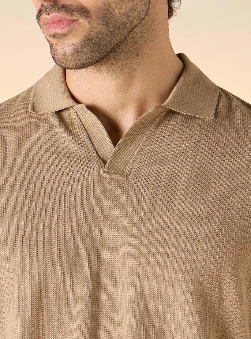 Camiseta Polo Boxy Texturizada - Caramelo