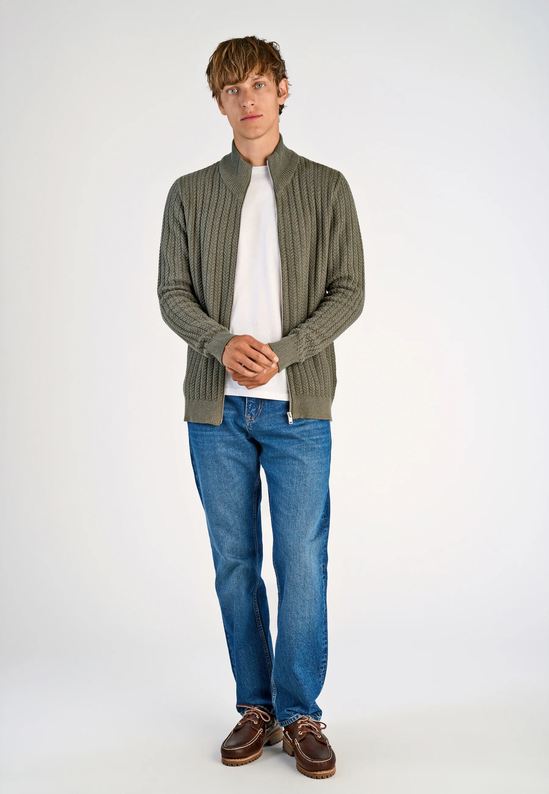 Cardigan Texturizado em Tricô com Gola Alta e Zíper - Verde musgo