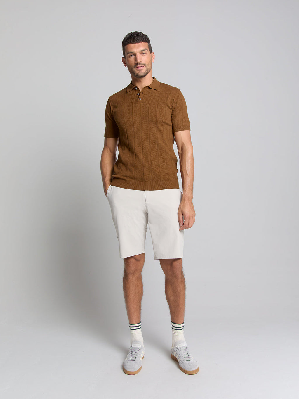 Camisa Gola Polo e Textura - Marrom