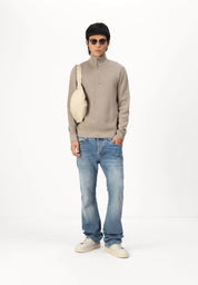 Suéter Comfort Texturizada com Gola Alta e Zíper - Marrom