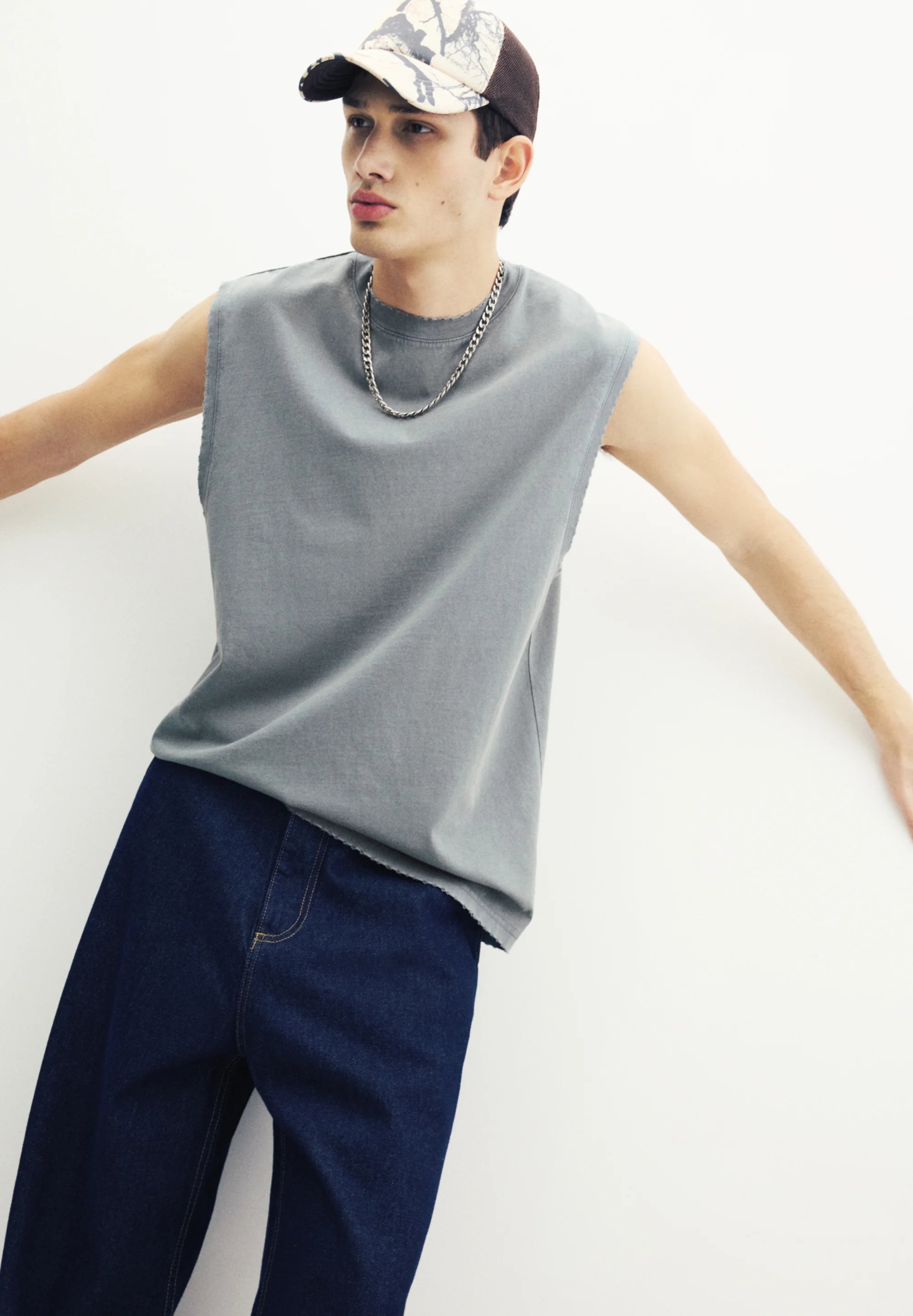 Regata Básica Gola Redonda - Chumbo