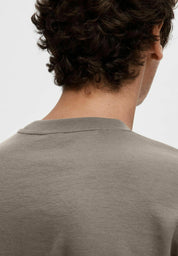 Camiseta Básica Masculina Oversized Gola Redonda - Marrom