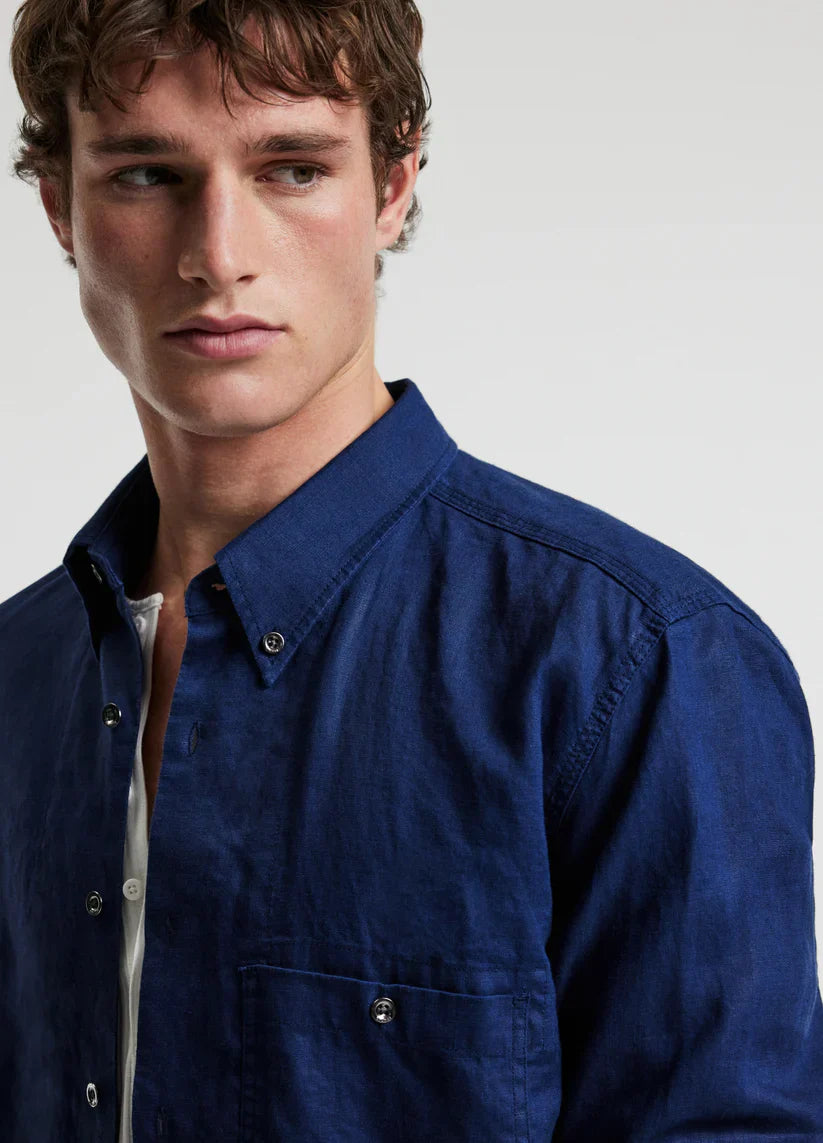 Camisa Clássica de Linho com Bolso Frontal