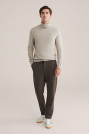 Suéter de Gola Alta em Malha Fina - Bege