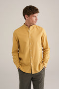 Camisa Regular Fit em Linho Misto com Gola Mao - Amarelo