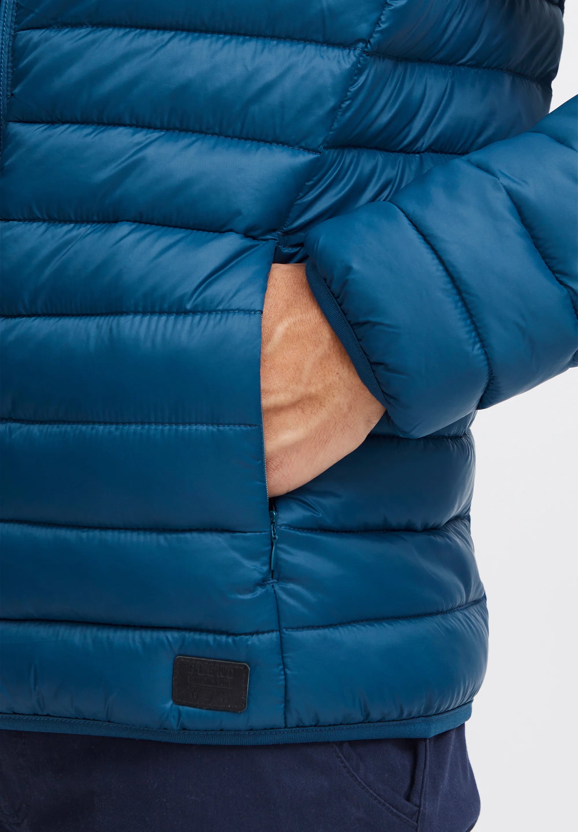 Jaqueta Puffer Ultraleve em Poliamida - Azul