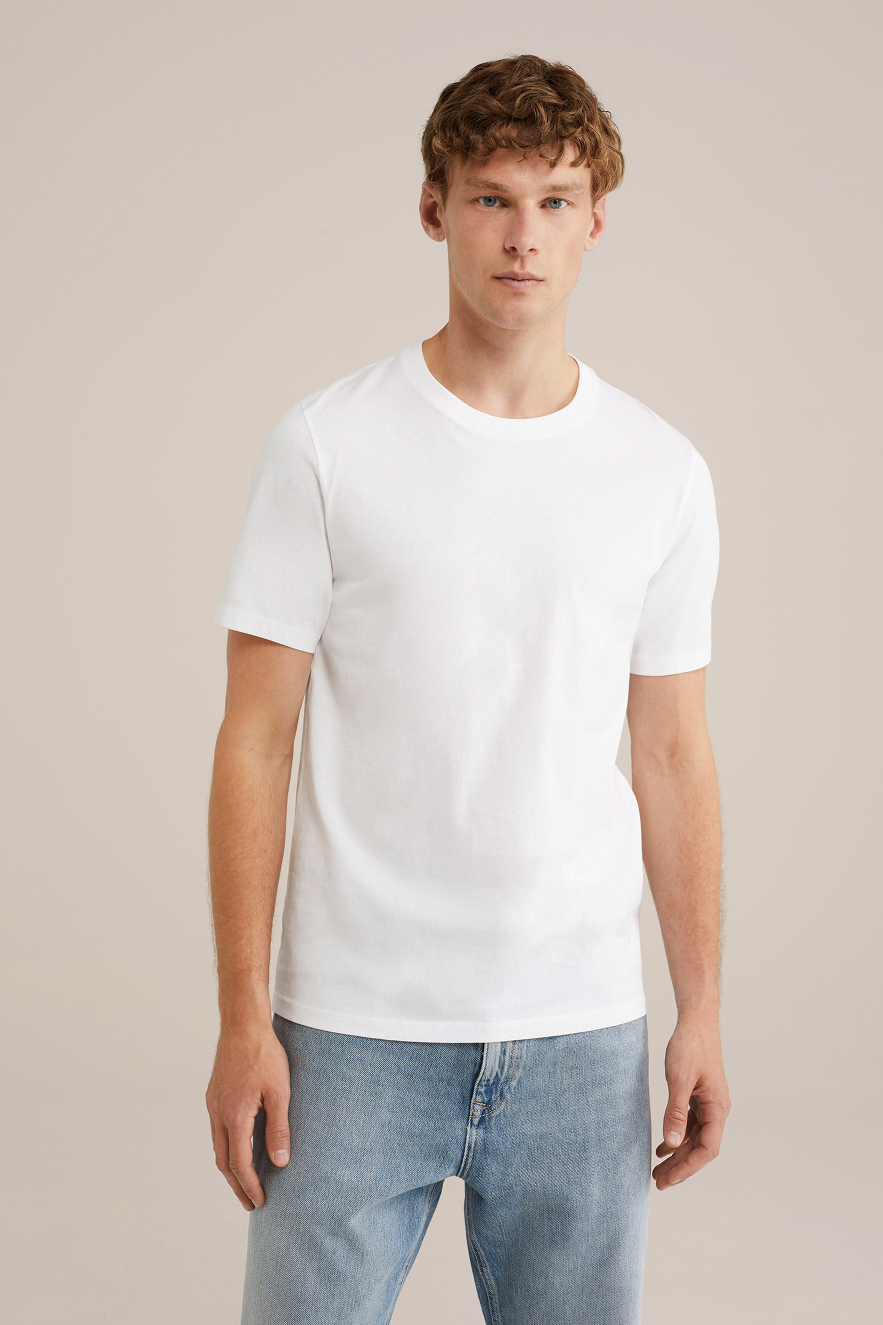 Camiseta Básica de Corte Regular - Branco