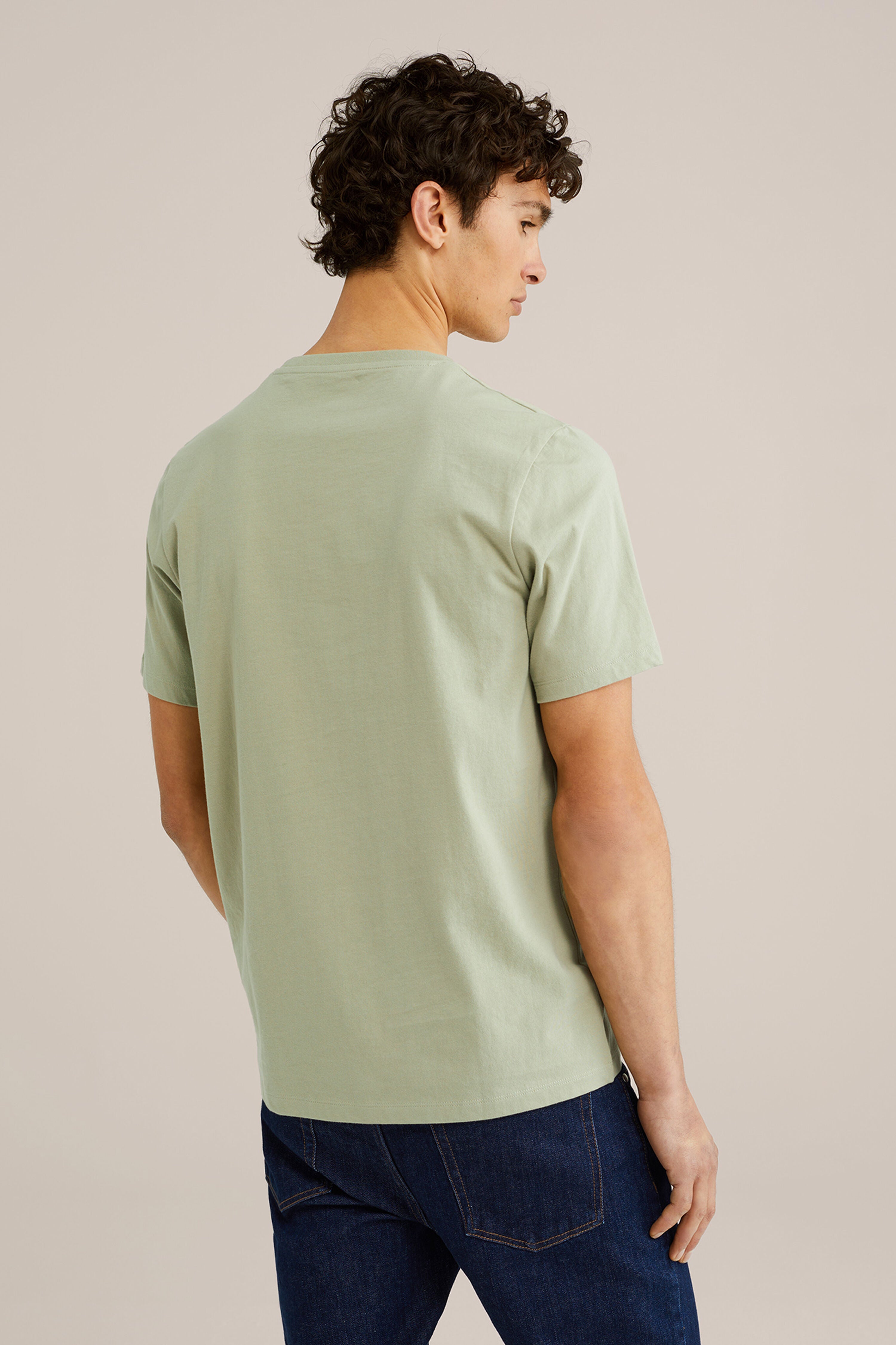 Camiseta Básica de Corte Regular - Verde
