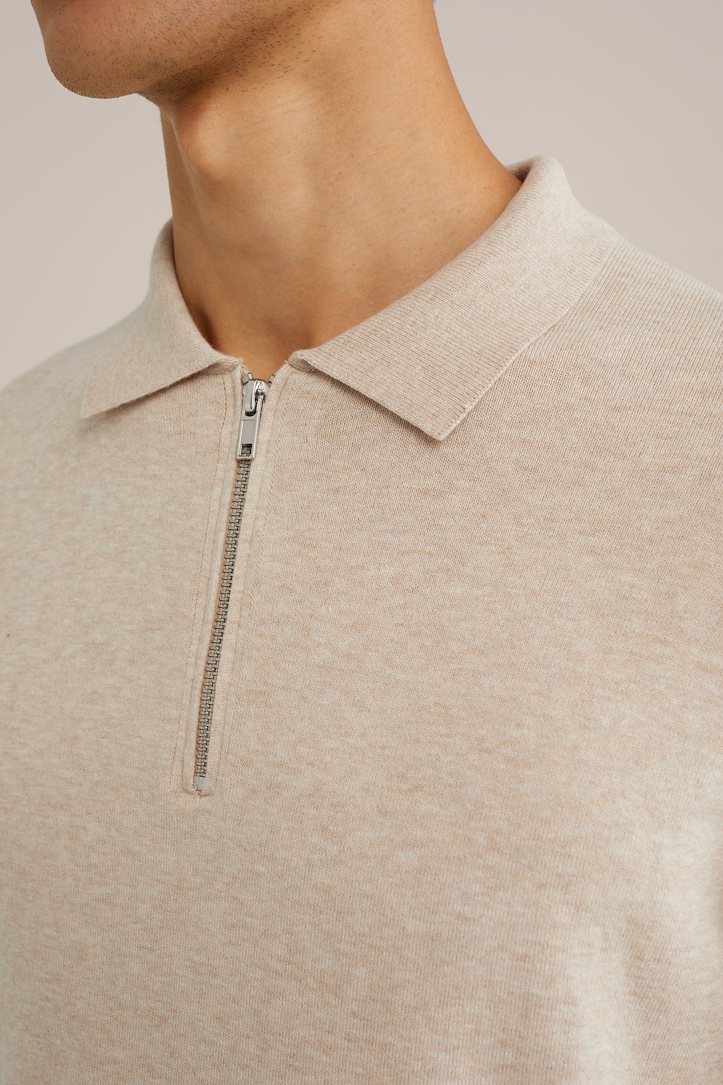 Suéter de Malha Fina com Gola Troyer e Zíper - Bege