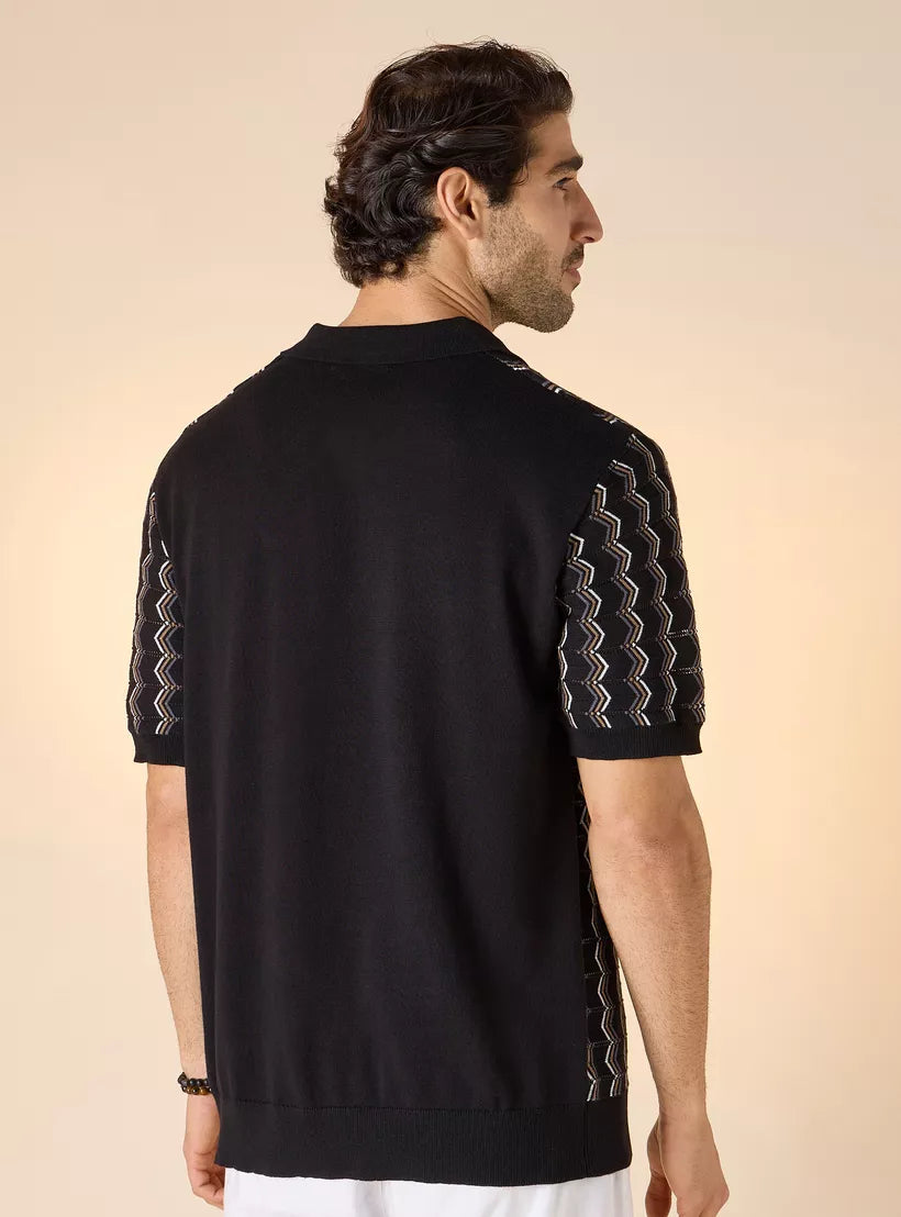 Camiseta Polo com Estampa Geométrica - Preto
