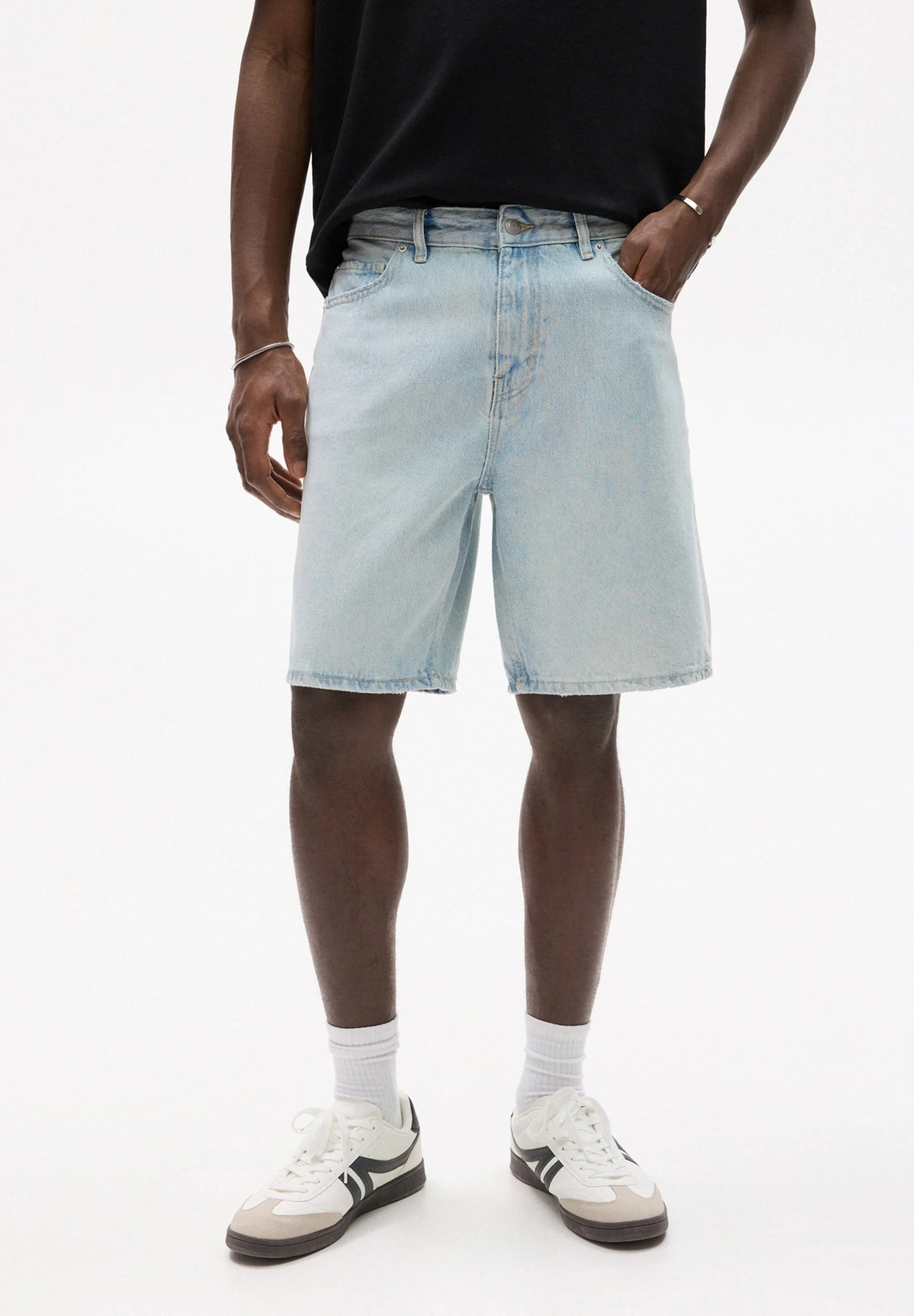 Bermuda Jeans Reta - Azul claro