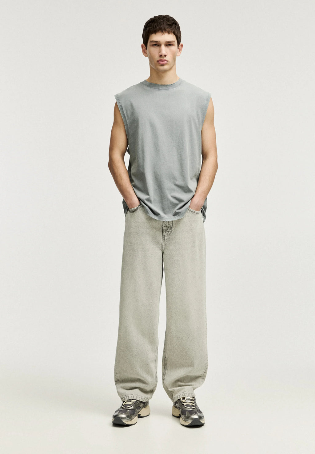 Regata Básica Gola Redonda - Chumbo