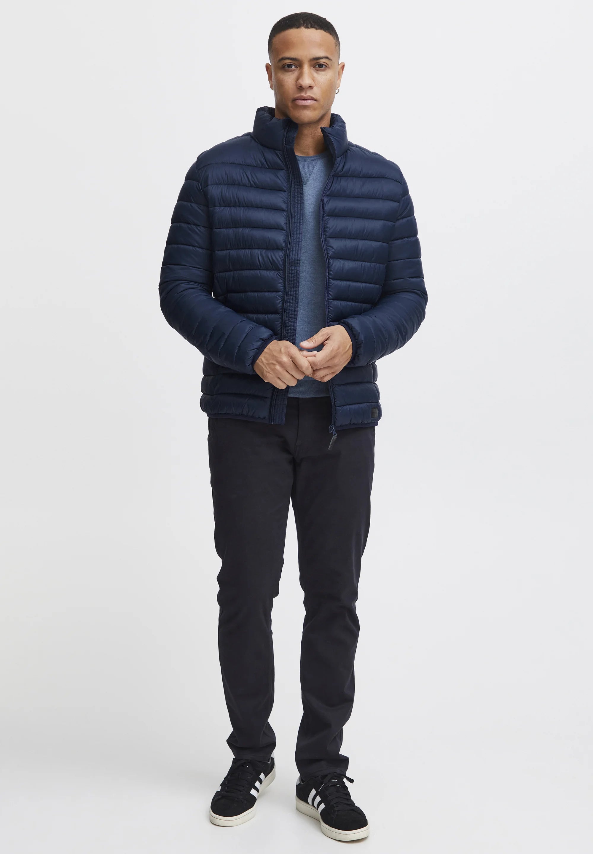 Jaqueta Puffer Ultraleve em Poliamida - Azul Marinho