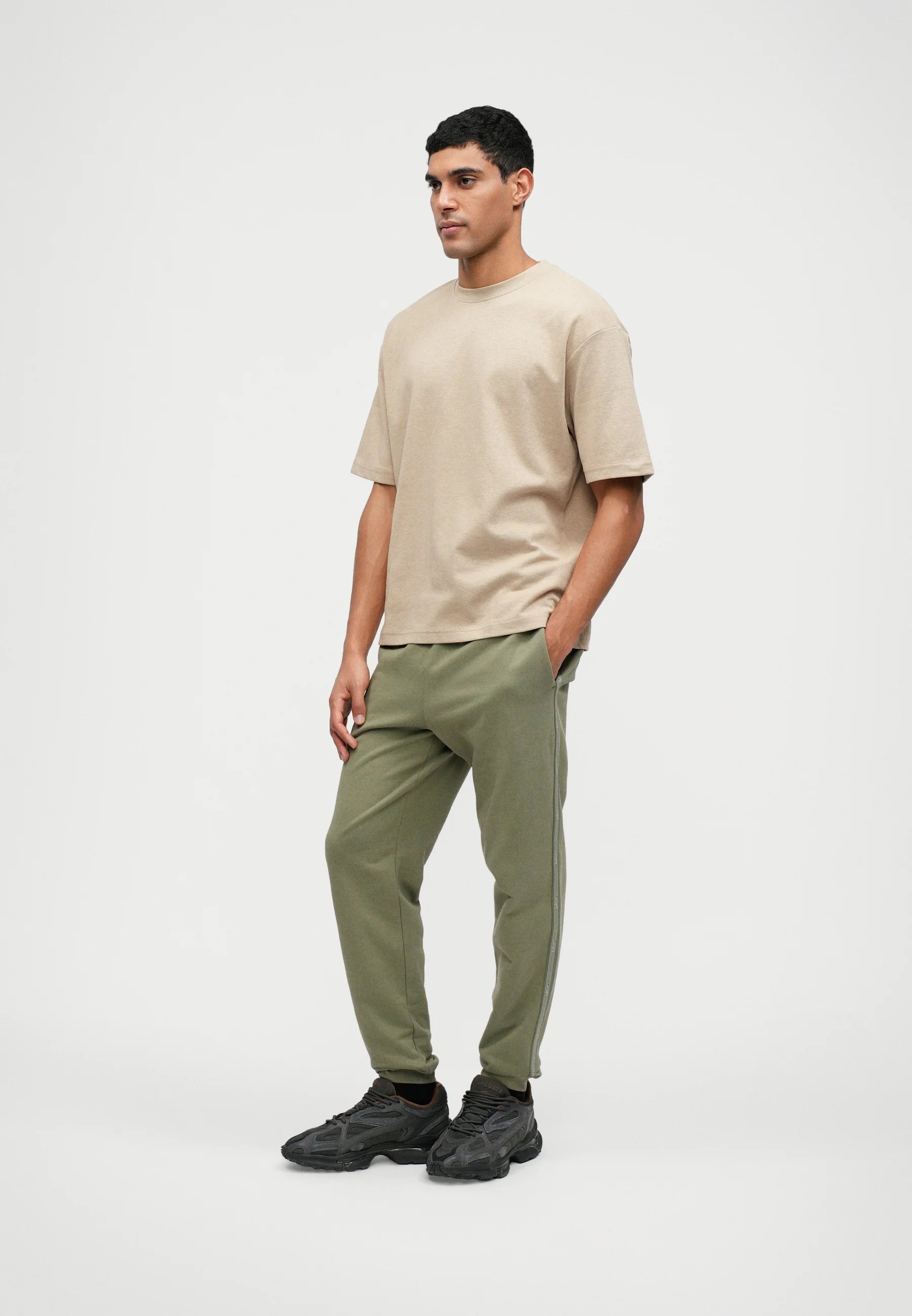 Camiseta Básica Masculina Oversized Gola Redonda - Bege