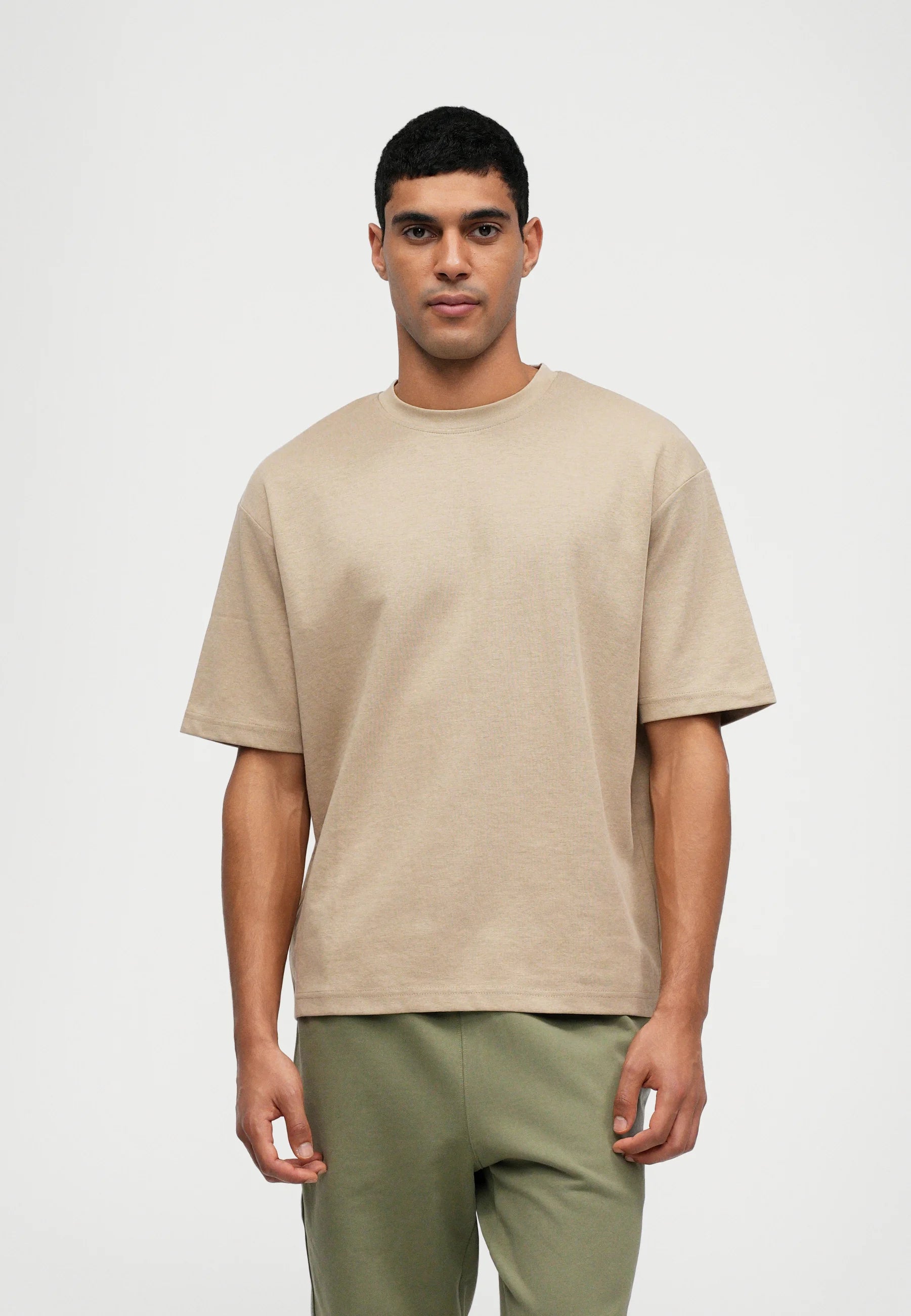 Camiseta Básica Masculina Oversized Gola Redonda - Bege