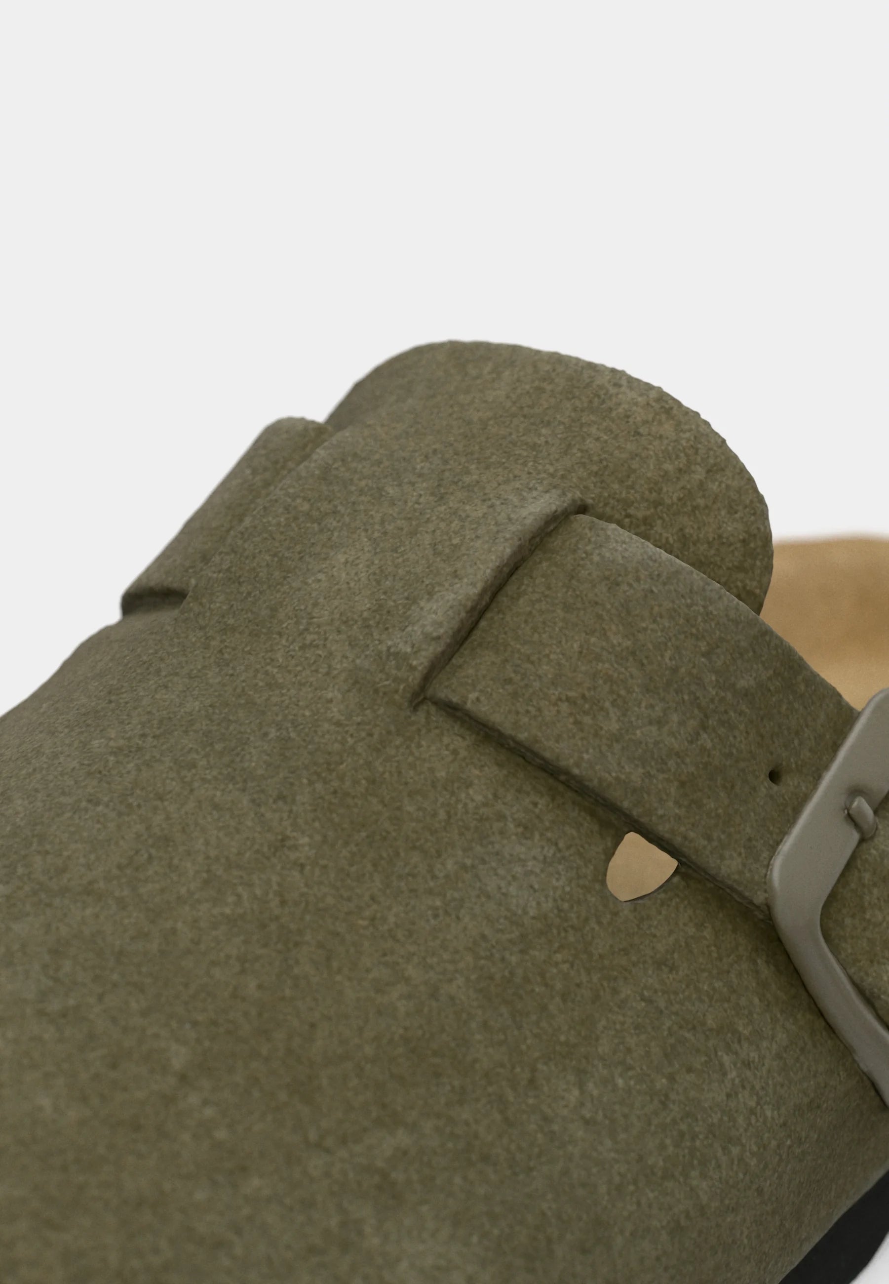 Sandália Masculina em Camurça - Verde oliva