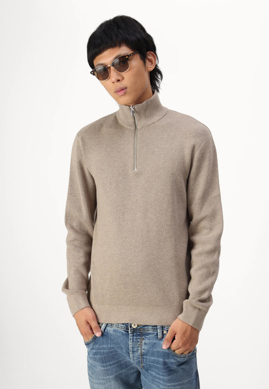 Suéter Comfort Texturizada com Gola Alta e Zíper - Marrom