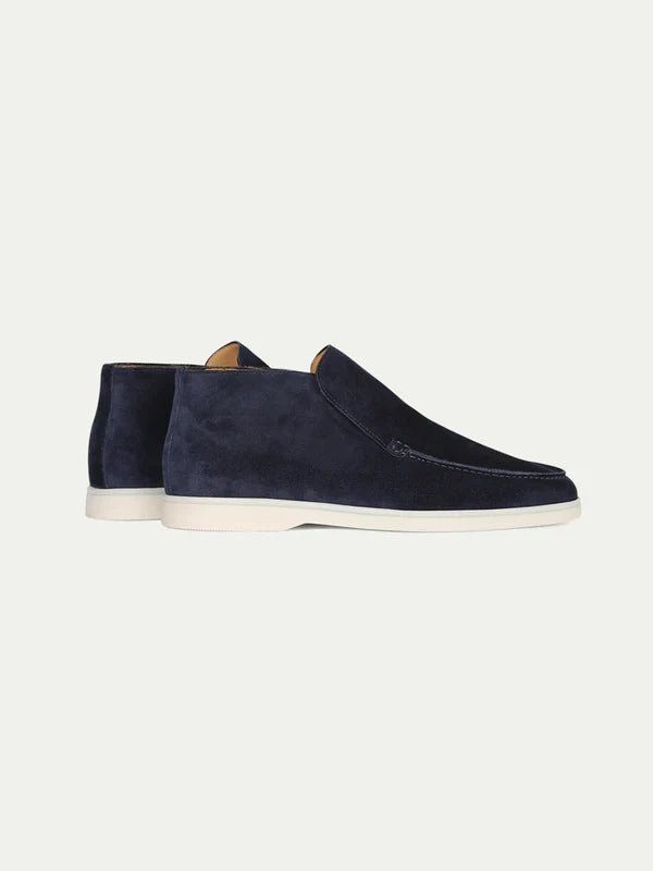 City_loafer_navy1.webp
