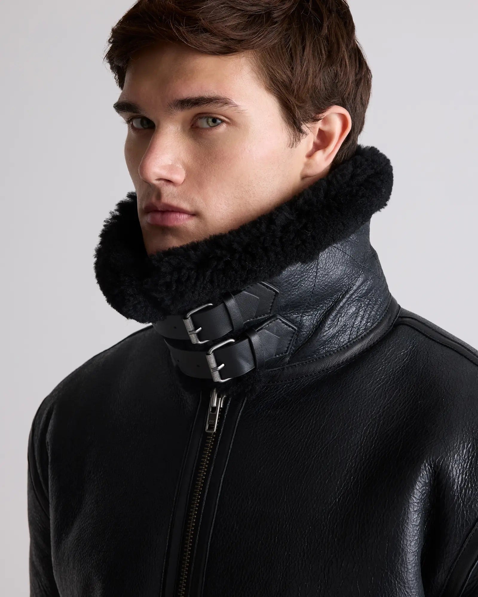 Jaqueta Bomber Masculina em Shearling 100% Natural - Preto