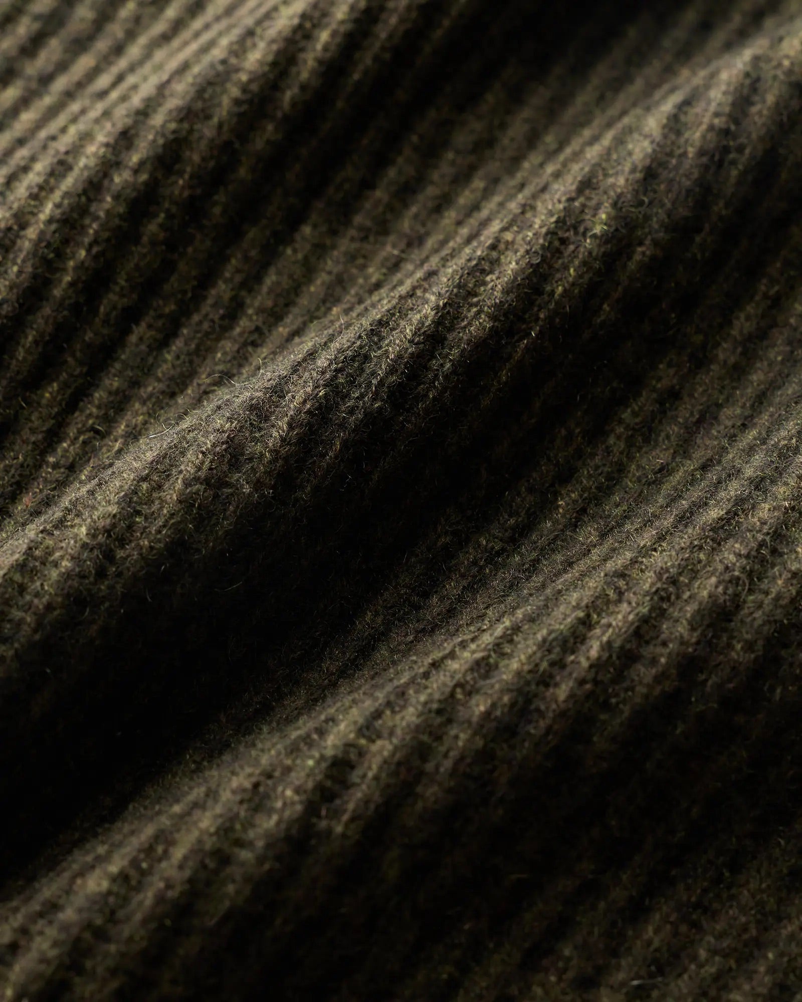 Suéter Canelado com Gola Redonda Jumper - Verde musgo