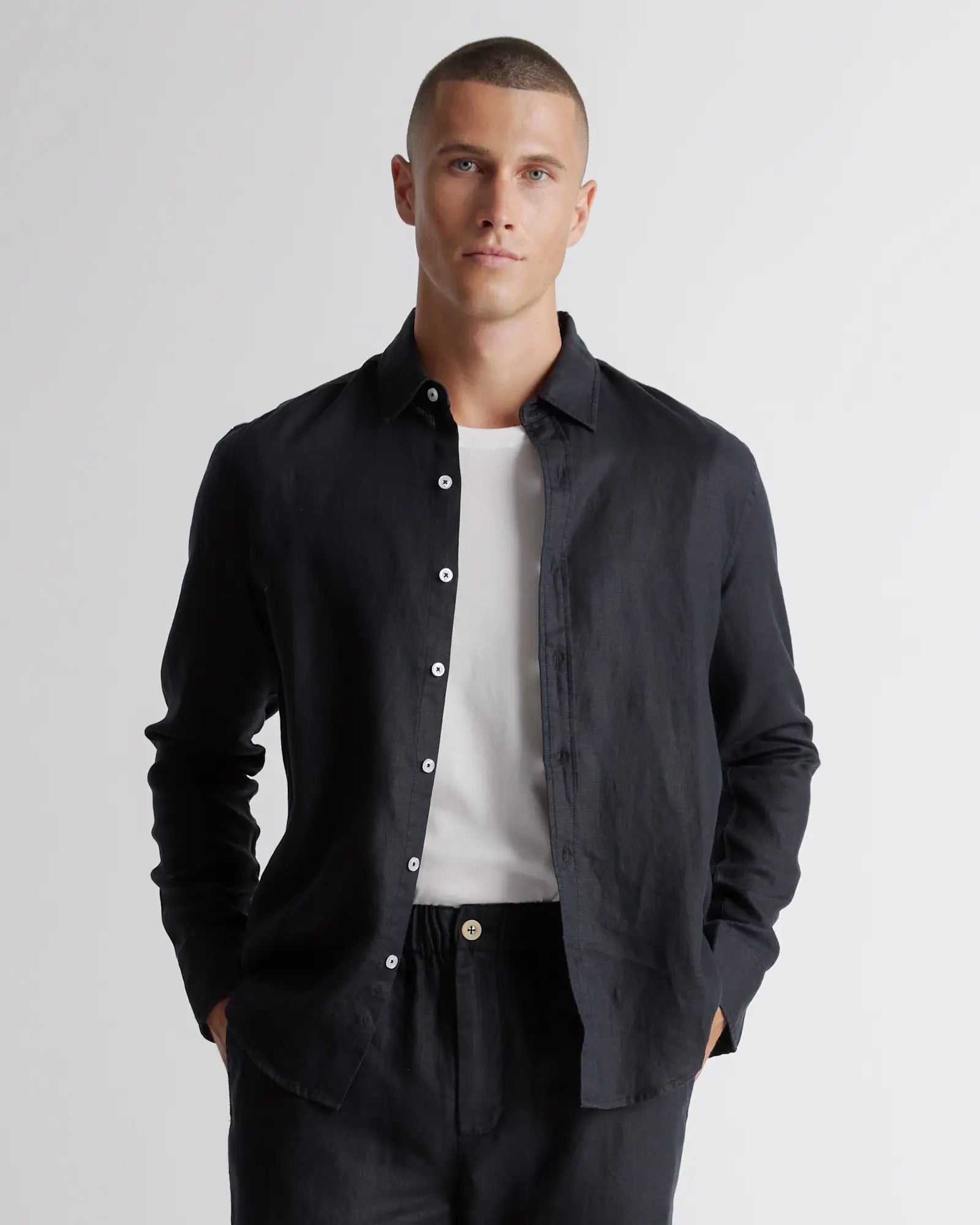 Camisa Manga Longa Slim Em Linho - Preto