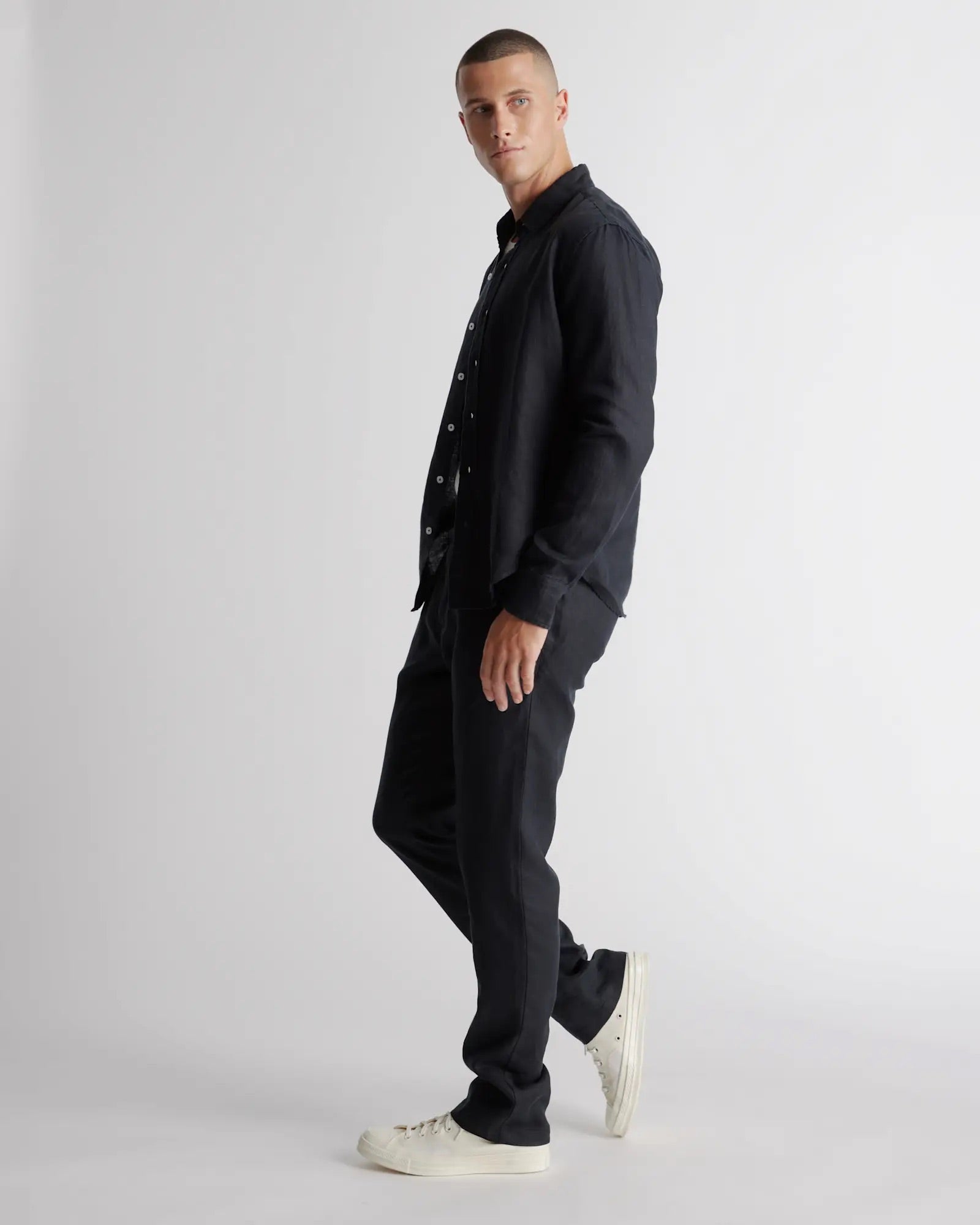 Camisa Manga Longa Slim Em Linho - Preto