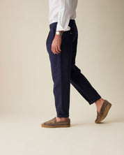 Calça Reta em Linho - Azul Marinho