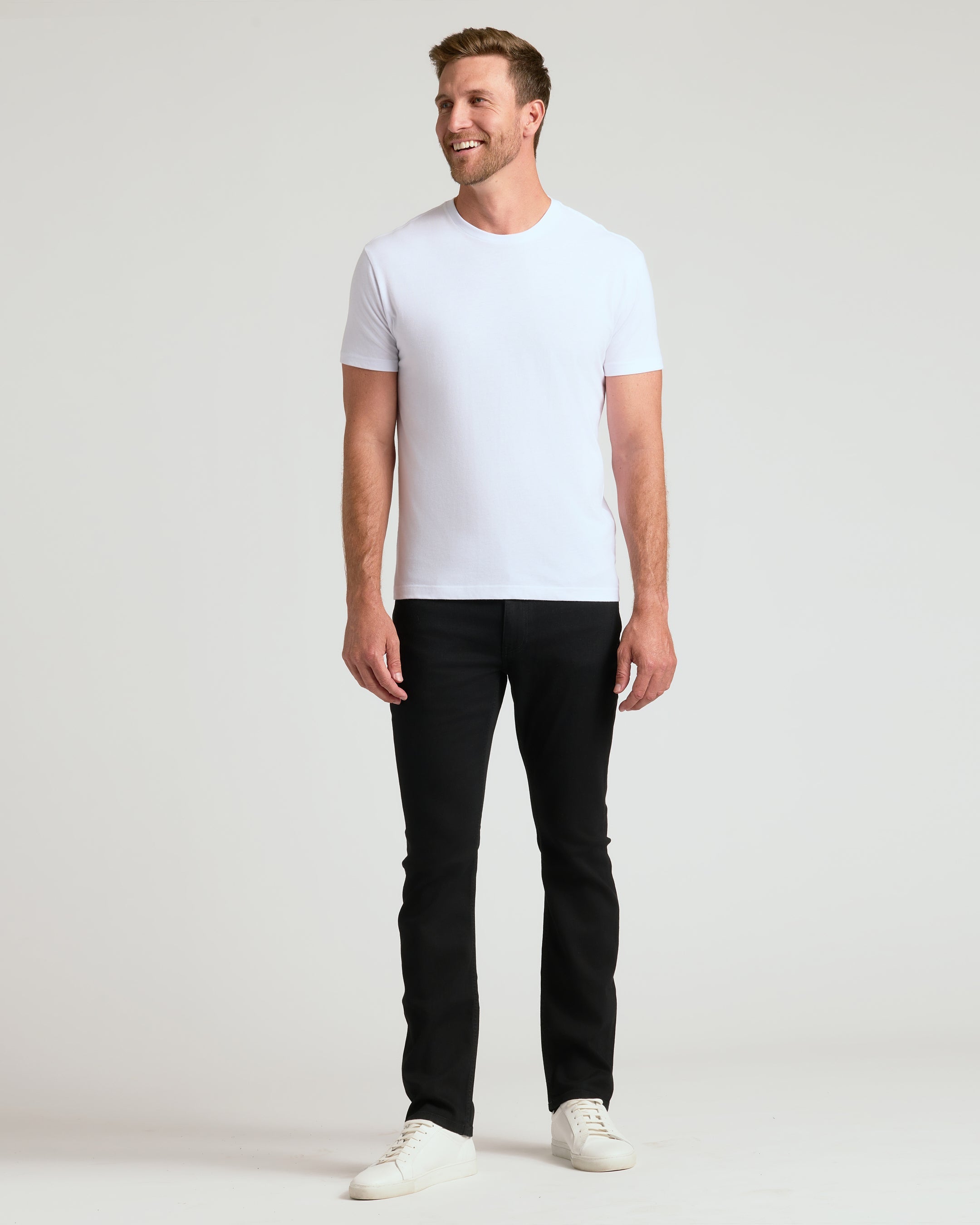 Kit com 3 Camisetas Gola Redonda - Branco