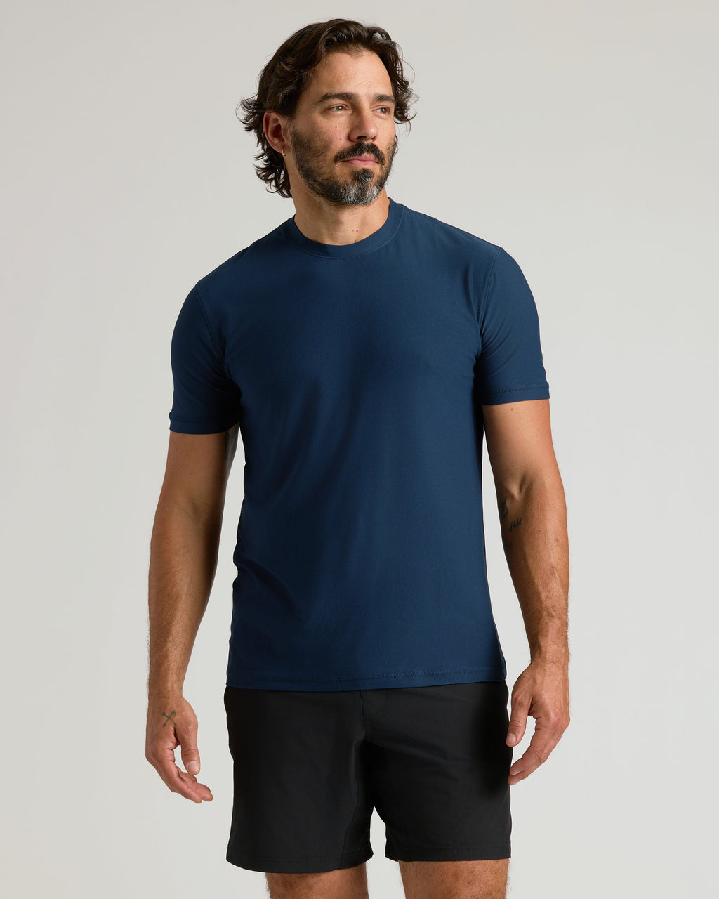 Camiseta Clássica Gola Redonda - Azul marinho