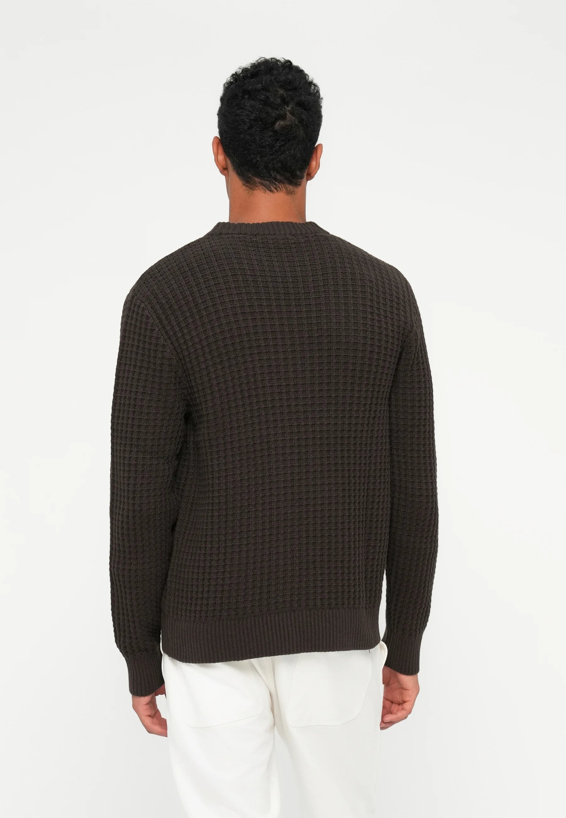 Suéter Masculino Gola Redonda Texturizado - Marrom