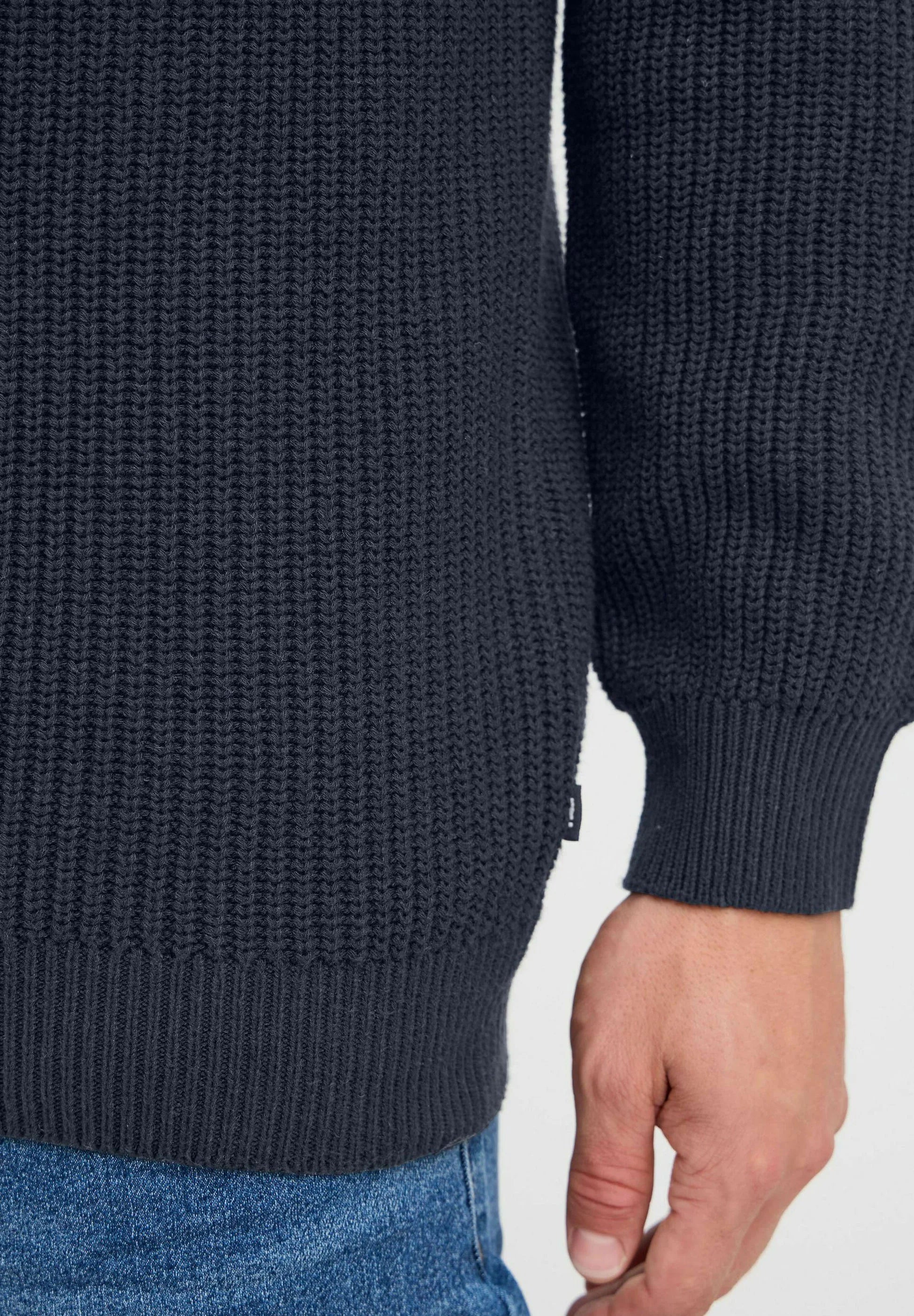 Suéter Masculino Gola Alta com Zíper Frontal - Azul marinho