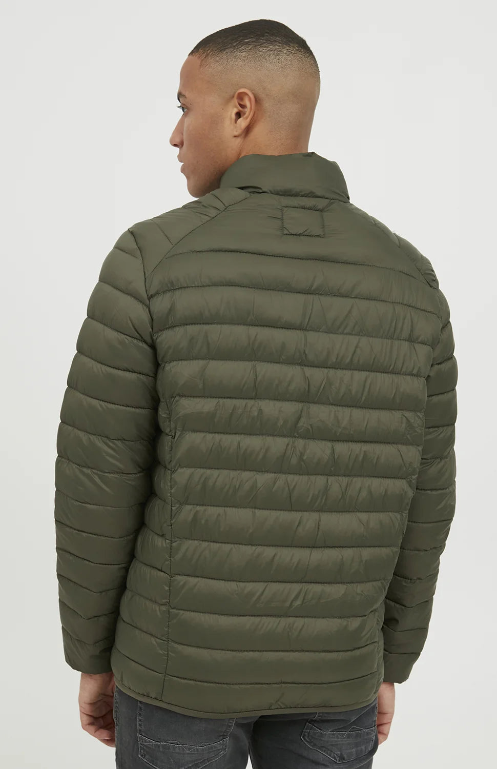 Jaqueta Puffer Ultraleve em Poliamida - Verde Militar