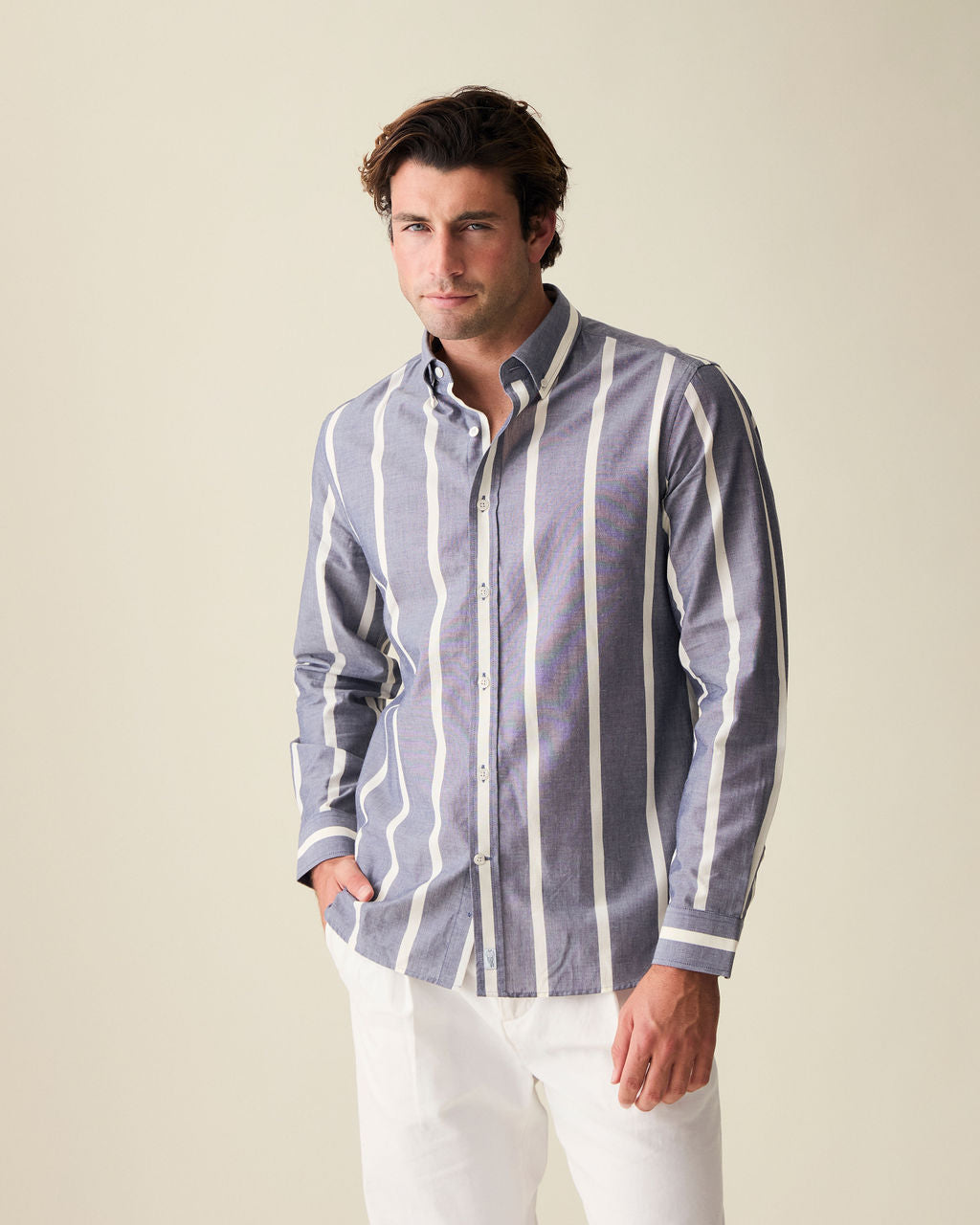 Camisa Social Chambray Listrada - Azul Marinho, manga longa, corte confortável, ideal para uso casual e social no verão