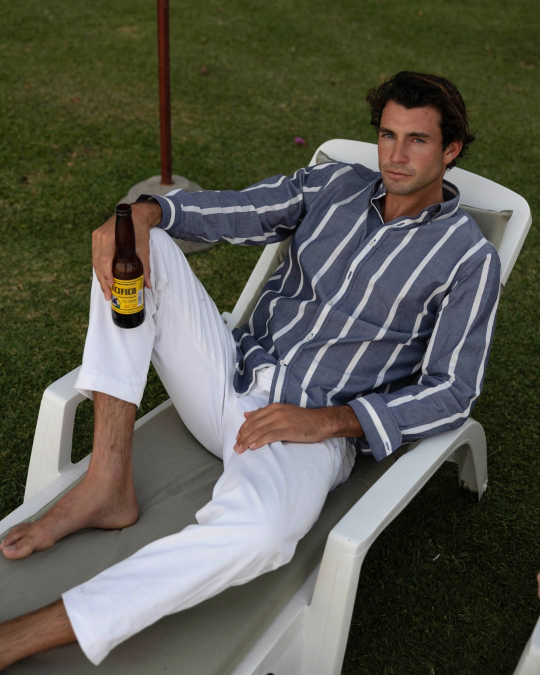 Camisa Social Chambray Listrada - Azul Marinho, manga longa, corte confortável, ideal para uso casual e social no verão