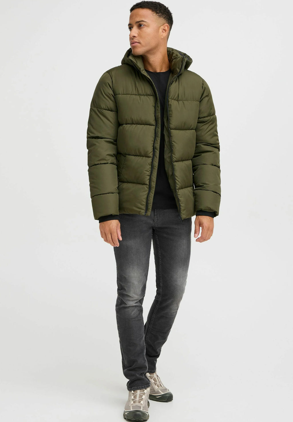 Jaqueta Puffer Ultraleve com Capuz - Verde Militar
