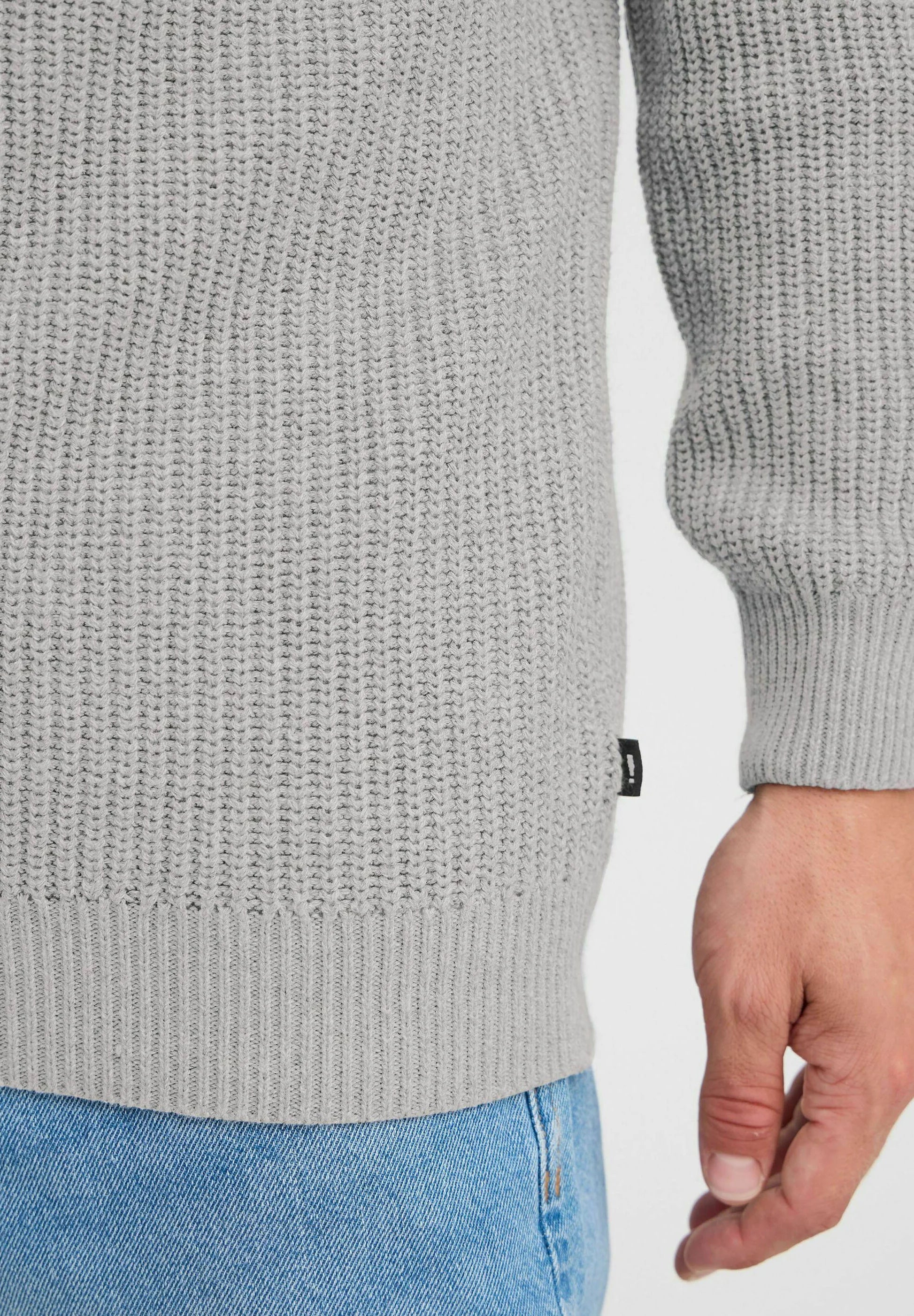 Suéter Masculino Gola Alta com Zíper Frontal - Cinza